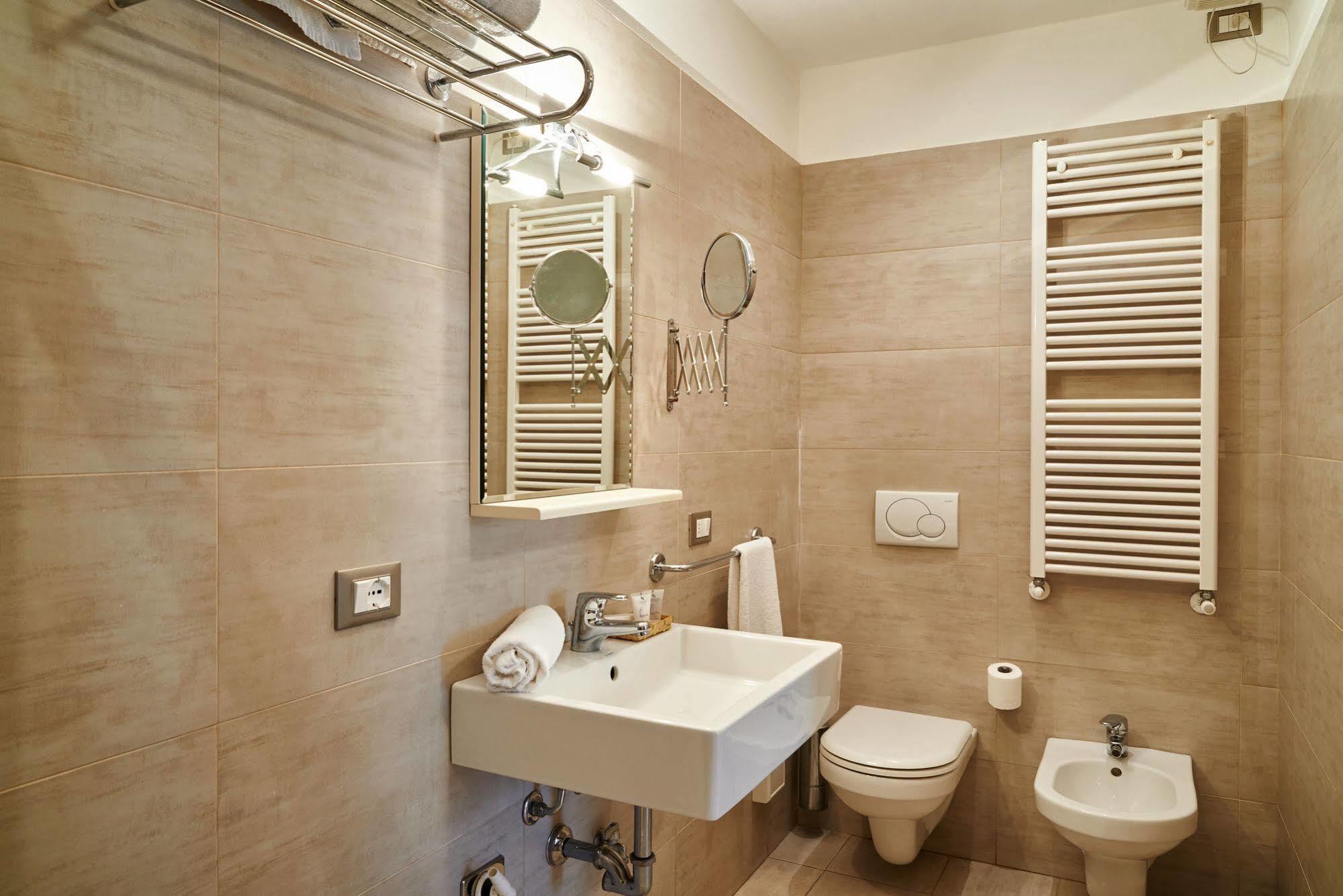 Antico Borgo Aparthotel Bergamo Ngoại thất bức ảnh